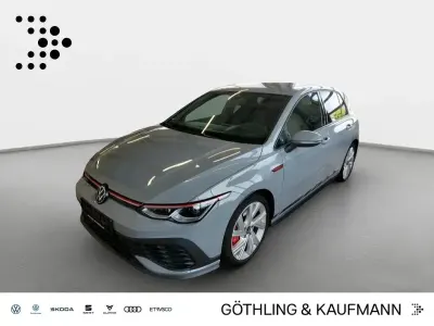 Używany VW Golf VIII GTI Clubsport 300 KM (220 kW) 2023 Szary Sedan/Limuzyna