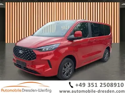 Gebraucht Ford Tourneo Custom Titanium 170 PS (125 kW) 2025 Artisan rot Van