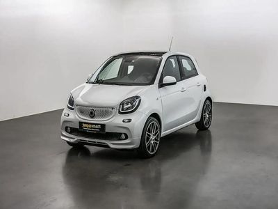 Weiß (white (uni) (weiß)) Gebraucht 2019 Smart ForFour Brabus Xclusive Kleinwagen | 24.444 €