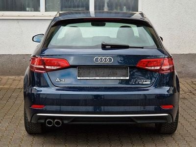 Gebraucht Audi A3 Sportback Sport 150 PS (110 kW) 2017 Blau Kleinwagen
