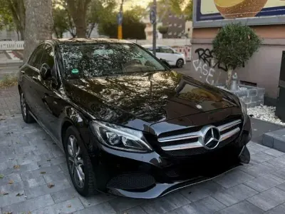 Gebraucht Mercedes C180 Edition 156 PS (114 kW) 2016 Schwarz Limousine