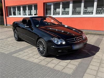 Second-hand Mercedes CLK350 272 CP (200 kW) 2009 Negru Cabrio