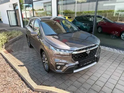 Neu Suzuki SX4 S-Cross Comfort+ 129 PS (94 kW) 2026 Grau SUV