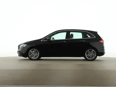 Gebraucht Mercedes B250e AMG 218 PS (160 kW) 2025 Schwarz Kleinwagen