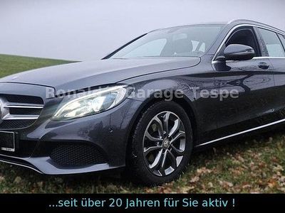 Grau Gebraucht 2015 Mercedes C180 Avantgarde Limousine | 16.700 € (Fairer Preis)