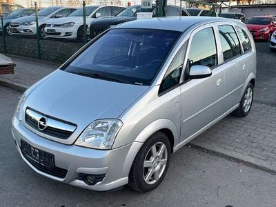 Gebraucht Opel Meriva Edition 105 PS (77 kW) 2008 Silber Van / Kleinbus