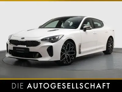 Gebraucht Kia Stinger GT-Line 200 PS (147 kW) 2017 Weiß Kleinwagen