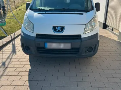 Gebraucht Peugeot Expert 120 PS (88 kW) 2009 Weiß Van