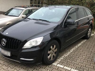 Schwarz Gebraucht 2013 Mercedes R350 Van / Kleinbus | 4.800 €