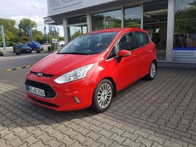 Race rot Gebraucht 2013 Ford B-MAX Titanium Van / Kleinbus | 7.200 € (Etwas zu teuer)