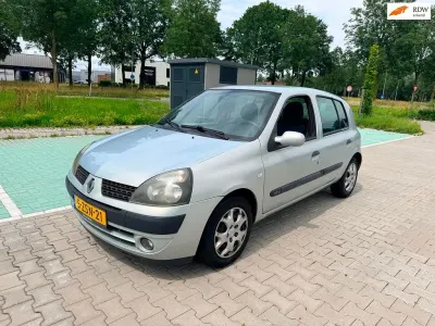 Gebraucht Renault Clio Authentique 75 PS (55 kW) 2003 Grau Kleinwagen