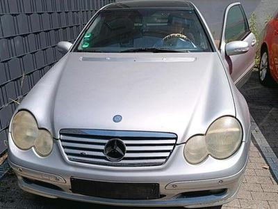 Mercedes C200