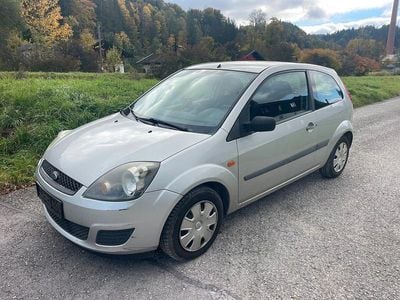 Silber Gebraucht 2007 Ford Fiesta Fun X Kleinwagen | 999 € (Guter Preis)