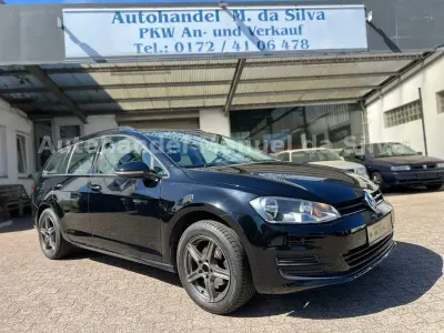 Gebraucht VW Golf VII Trendline 105 PS (77 kW) 2015 Schwarz Kombi