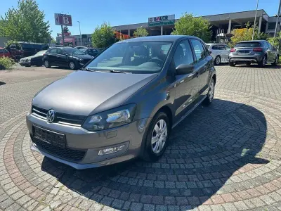 Usata VW Polo Trendline 75 CV (55 kW) 2010 Grigio Utilitaria
