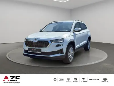 Gebraucht Skoda Karoq Ambition 150 PS (110 kW) 2022 Weiß SUV