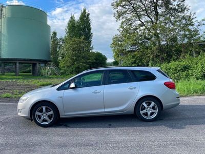 gebraucht Opel Astra Sports Tourer 1.7CDTI,Navi,Tempomat,TÜVneu