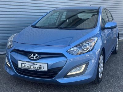 Gebraucht Hyundai i30 Classic 90 PS (66 kW) 2013 Ice blue Limousine