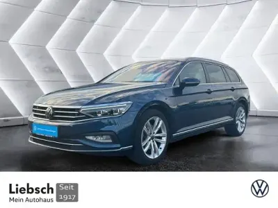 Gebraucht VW Passat Elegance 190 PS (139 kW) 2022 Blau Kombi