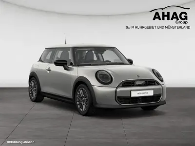 Używany Mini Cooper Classic 114 kW (156 KM) 2025 Czarny Hatchback