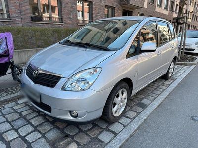 Gebraucht Toyota Corolla Verso 110 PS (80 kW) 2004 Grau Van / Kleinbus