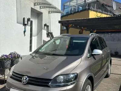 Gebraucht VW Golf Plus Cross 122 PS (89 kW) 2011 Beige Van / Kleinbus