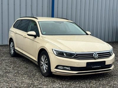 Gelb Gebraucht 2019 VW Passat Kombi | 4.800 € (Guter Preis)