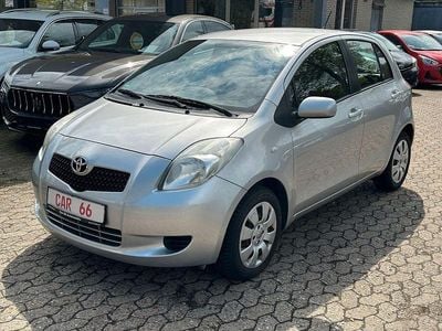 Usata Toyota Yaris Sol 87 CV (63 kW) 2007 Argento Utilitaria