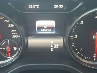 Gebraucht Mercedes 200 136 PS (100 kW) 2018 Schwarz