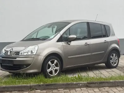 Gebraucht Renault Modus 103 PS (75 kW) 2008 Braun Van / Kleinbus