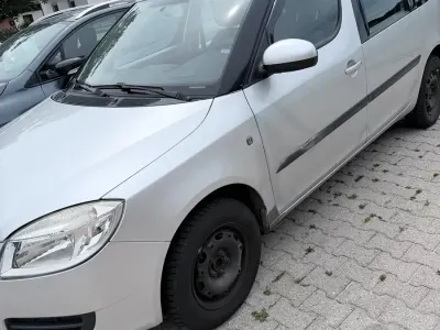 Gebraucht Skoda Roomster 64 PS (47 kW) 2007 Grau Van / Kleinbus