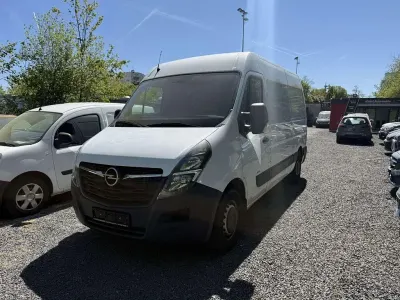 Second-hand Opel Movano 136 CP (100 kW) 2020 Alb Monovolum