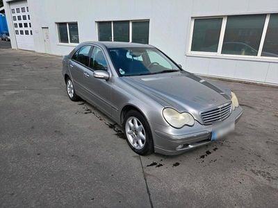 Mercedes C180