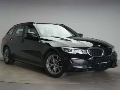Gebraucht BMW 320 Sport Line 190 PS (139 kW) 2022 Schwarz Kombi