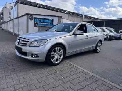 Gebraucht Mercedes C180 156 PS (114 kW) 2010 Silber Limousine