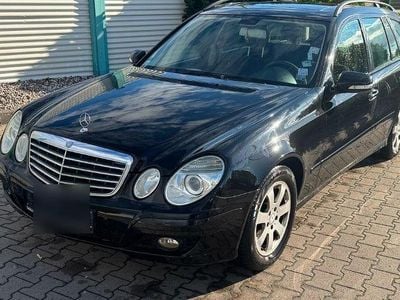 Mercedes E220