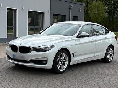 Second-hand BMW 320 190 CP (139 kW) 2019 Alb SUV