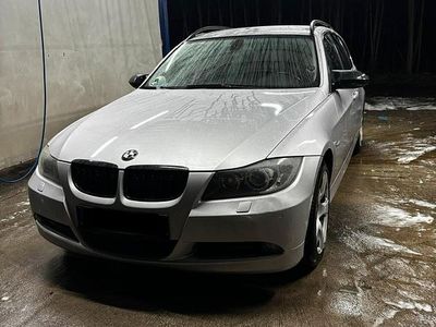 Usata BMW 325 218 CV (160 kW) 2006 Argento Station wagon