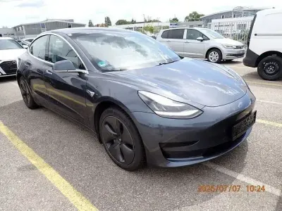 Gebraucht Tesla Model 3 Standard Range Plus 225 kW (306 PS) 2020 Grau Limousine