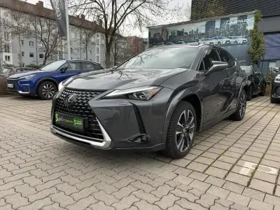 Gebraucht Lexus UX 250h Luxury Line 184 PS (135 kW) 2021 Obsidiangrau SUV