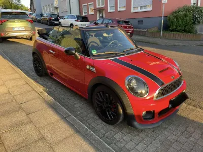 Begagnad Mini John Cooper Works 211 HK (155 kW) 2014 Halvkombi