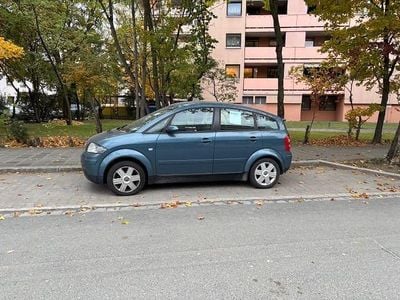 Blau Gebraucht 2003 Audi A2 Kleinwagen | 1.950 € (Fairer Preis)
