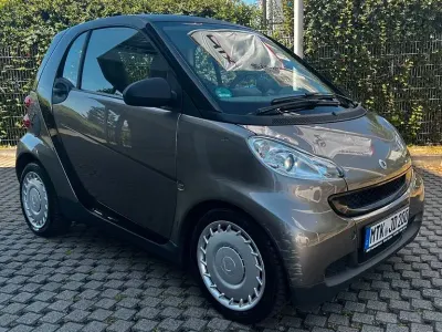Gebraucht Smart ForTwo Coupé Pure 61 PS (44 kW) 2010 Schwarz Coupé