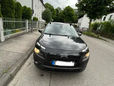 Gebraucht Citroën C4 82 PS (60 kW) 2016 Schwarz Limousine