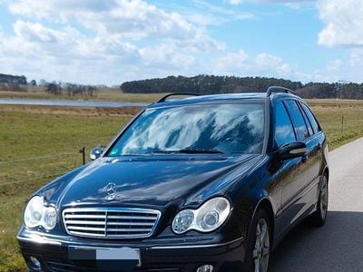 Gebraucht Mercedes C180 Avantgarde 143 PS (105 kW) 2005 Blau Limousine