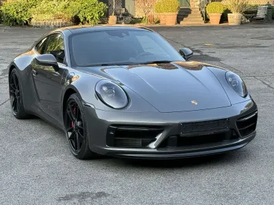 Gebraucht Porsche 911 Carrera 4 GTS 480 PS (353 kW) 2024 Achatgraumetallic Coupé
