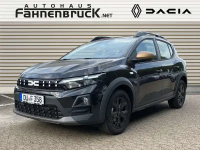 Neu Dacia Sandero Extreme 122 PS (89 kW) 2026 Schwarz Limousine