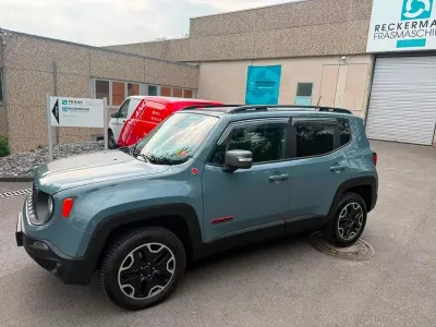 Gebraucht Jeep Renegade Limited 140 PS (102 kW) 2016 Grau SUV
