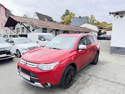 Gebraucht Mitsubishi Outlander Diamant Edition 150 PS (110 kW) 2014 Rot SUV