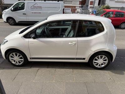 Gebraucht VW up! move up! 75 PS (55 kW) 2017 Weiß Kleinwagen